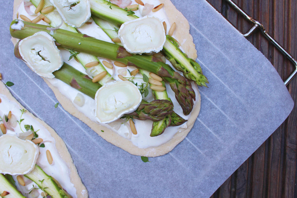 Spargel Ziegenkäse Pizza