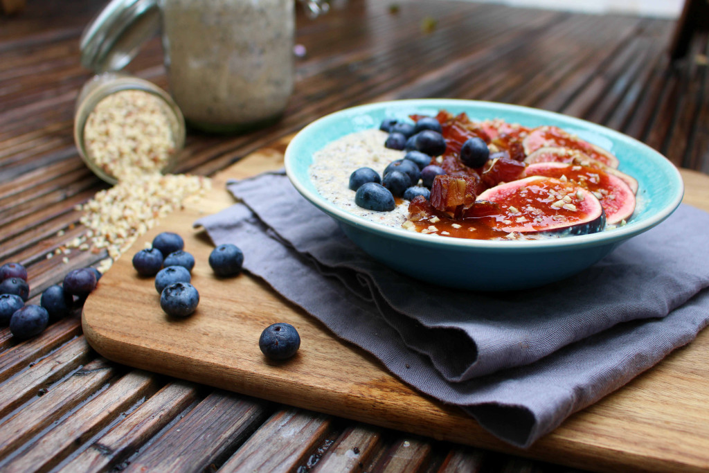 Porridge with figs
