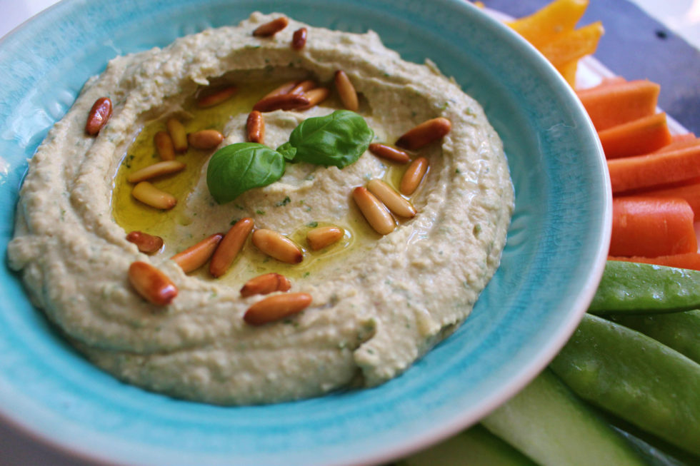 Weiße Bohnen Basilikum Hummus