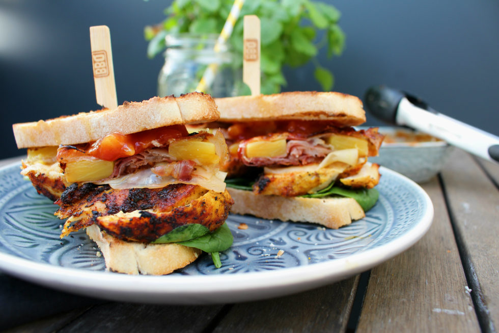 Burger Mit Huhn Ananas Speck Ring Nonolicious
