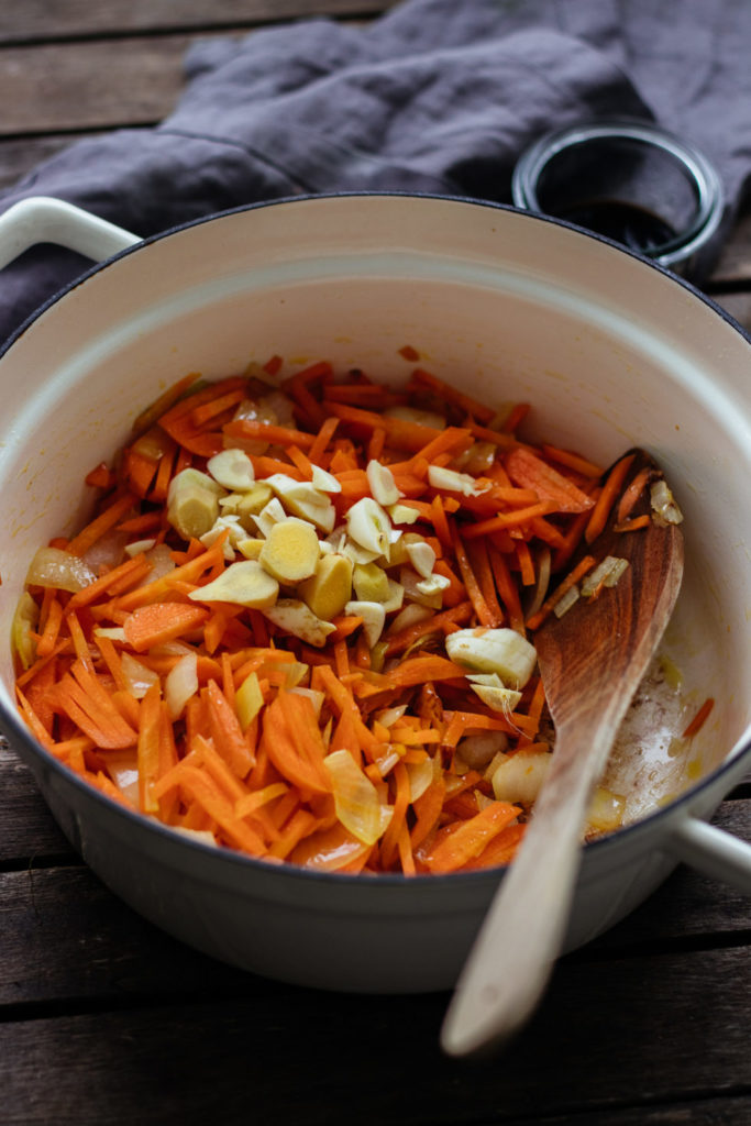 Karotten Erdnuss Suppe - Quarantäne Küche - nonolicious